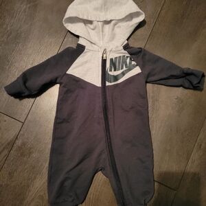 Infant nike zip up